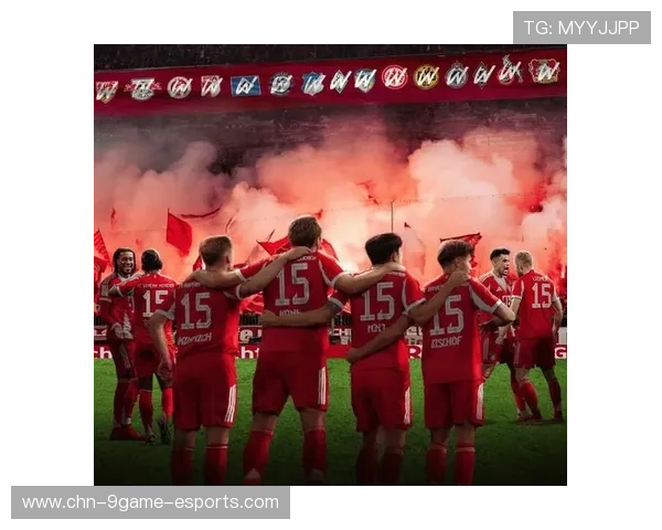 决赛预演！欧冠迎来榜首之争，巴黎运气糟糕，拜仁气势完胜，欧冠决赛拜仁巴黎你支持谁