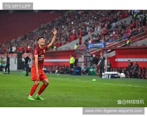 上海海港新外援加入，防线升级期盼新赛季亚冠突破